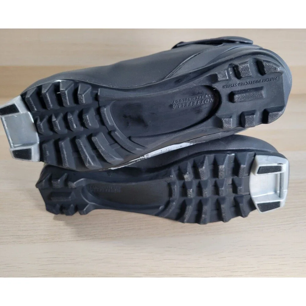 Rossignol X5 FW Cross Country Ski Boots Womens 41 EU /9 US Black Classic Shoes